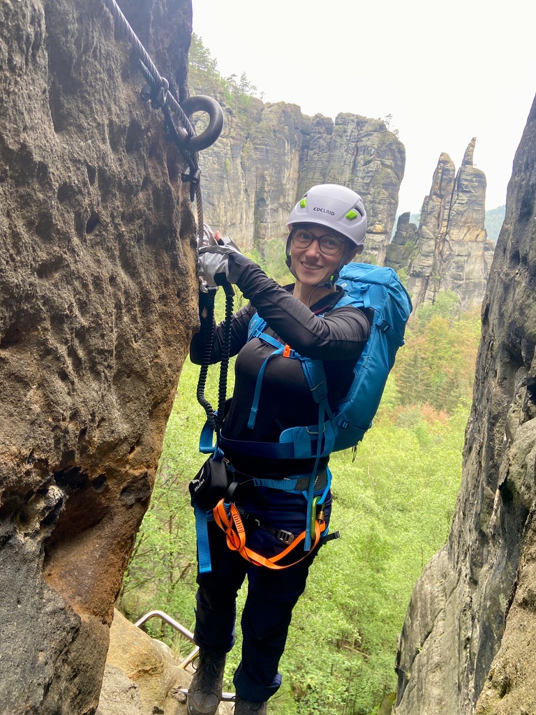 Physiotherapeutin Sabrina Sokolowski in ihrer Praxis Körper-Wohlbefinden in Überlingen